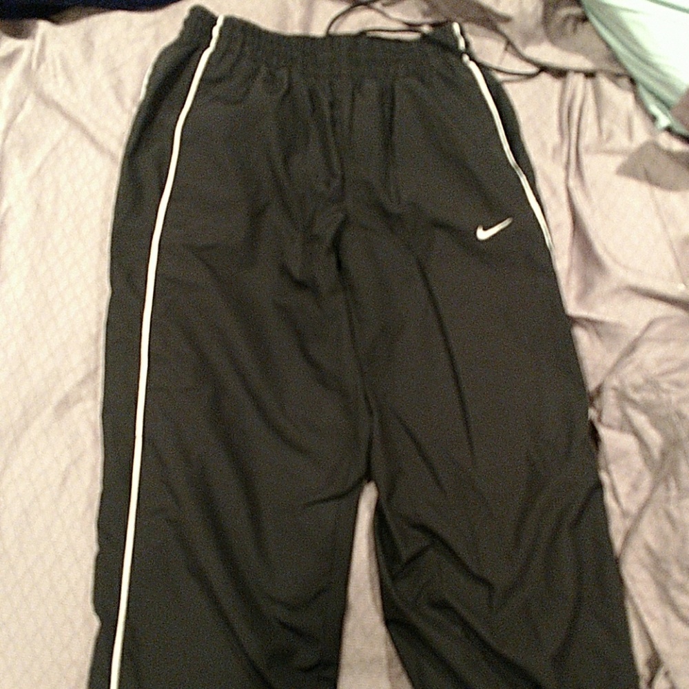 Nike wind breaker pants
